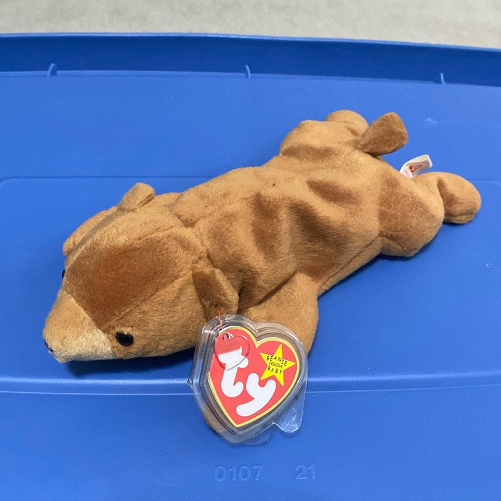TY Beanie Baby, 1993 Vintage NWT, CUBBIE the Brown Bear Plush